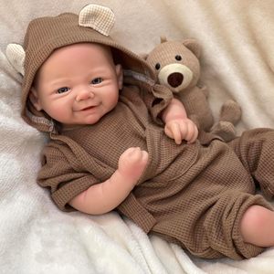 ตุ๊กตาแฟชั่นเหมือน<span class=keywords><strong>จริง</strong></span>สำหรับ<span class=keywords><strong>เด็ก</strong></span><span class=keywords><strong>ผ</strong></span>ู้หญิง ขนาด 18 นิ้ว ทำจากซิลิโคนทั้งตัว งานแฮนด์เมด น้ำหนักเหมือนทารกแรกเกิด พร้อมชุด - Product Image 3