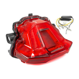Feu arrière LED intégré avec clignotant <span class=keywords><strong>et</strong></span> feu stop en plastique pour moto, compatible <span class=keywords><strong>MT</strong></span>-<span class=keywords><strong>07</strong></span> 2025 - Product Image 2