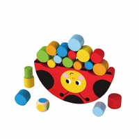 Juego de Equilibrio de Madera Natural con Forma de Mariquita Educativo y Elegante