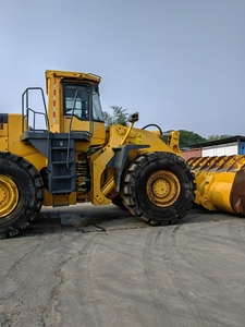Cargadora de Ruedas Komatsu WA600 Usada, Original de Japón, 57 Toneladas, Gran Rendimiento para Minería, Motor Cummins 395KW de 2016, Caja de Cambios - Product Image 3