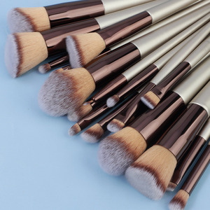 2025 Biểu Tượng Tùy Chỉnh Trang Điểm Bàn Chải Rượu Sâm Banh Vàng Mắt Lông Mi Lông Mày Nền Tảng Bàn Chải Chuyên Nghiệp Trang Điểm Bàn Chải Thiết Lập - Product Image 6