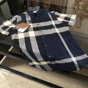 Camisa de manga corta Burberry de lujo para hombre, a cuadros, informal, de negocios, para vacaciones, de verano. - Product Image 1