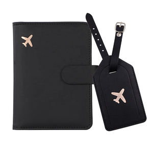 Couverture de passeport mince et étiquette de <span class=keywords><strong>bagage</strong></span> ensemble de cadeau de voyage <span class=keywords><strong>personnalisé</strong></span> RFID PU <span class=keywords><strong>porte</strong></span>-cartes de passeport en cuir - Product Image 3