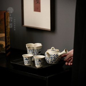 Juego de té Kung Fu de porcelana, tetera pequeña con dos tazas, esmalte craquelado, asa lateral, forma irregular, regalo para uso doméstico - Product Image 4