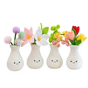 Peluche a Forma di Vaso di Fiori Imbottito in Cotone PP, Bambola a Forma di <span class=keywords><strong>Tulipano</strong></span> e Giglio, Decorazione per Vasi di Fiori, Ornamento da Scrivania, Vendita all'Ingrosso e al Dettaglio - Product Image 1