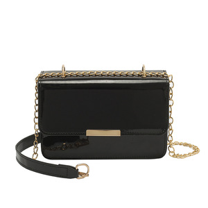 Sac bandoulière élégant en cuir PU verni brillant avec chaîne, modèle <span class=keywords><strong>rectangulaire</strong></span>, pour soirées et usage quotidien 2026 - Product Image 2