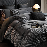 Parure de lit quatre pièces de luxe haut de gamme en velours mat imprimé numériquement, anti-statique, 600 fils/cm², haute densité
