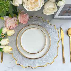 Assiette de présentation en plastique PS transparente imitation rotin, 13 pouces, or rose, pour mariage et fête, réutilisable, économique et élégante, vente en gros - Product Image 4
