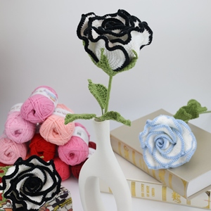 Bouquet di fiori rosa fatto a mano all'uncinetto in rosso per anniversario di compleanno di natale e <span class=keywords><strong>regalo</strong></span> decorativo fiore e pianta rosso laurea - Product Image 5