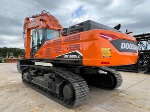 รถขุดตีนตะขาบ DX530LC เครื่องขุดไฮดรอลิกสำหรับงานหนัก เหมาะสำหรับงานขุดดินในเหมืองหินและงานก่อสร้าง - Product Image 2