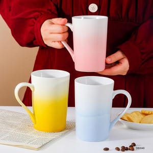 Tasses en céramique Fengxi à dégradé de couleurs 301-400ml, impression sérigraphique, tasses pour couples, pour cadeaux DB0949 - Product Image 1