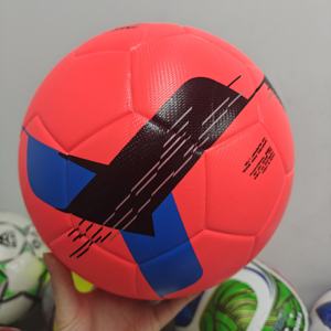 Balón de Fútbol Cosido a Máquina, Resistente a la Intemperie, con Unión Térmica, para Partidos y Entrenamientos al Aire Libre en Días Lluviosos o Soleados - Product Image 1