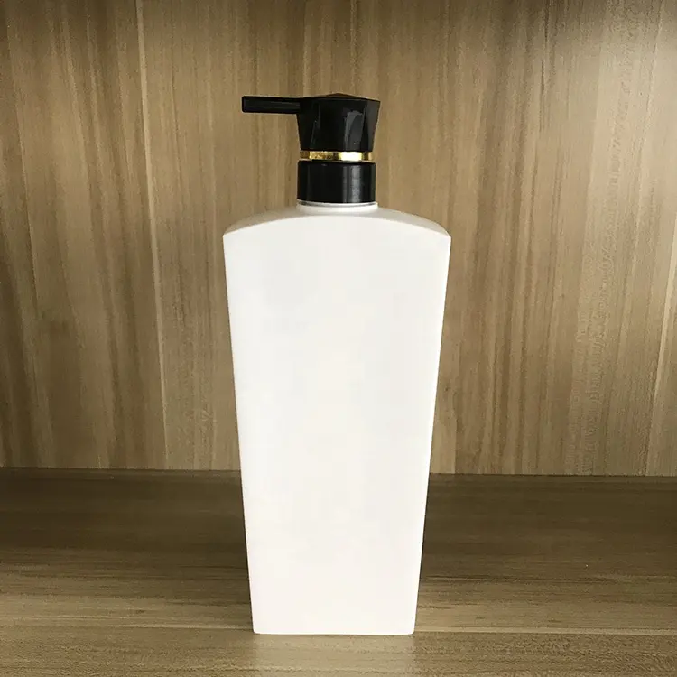 New design Luxury Plastic square Shampoo bottle 750ml HDPE body wash lotion pump bottles Hair care packaging