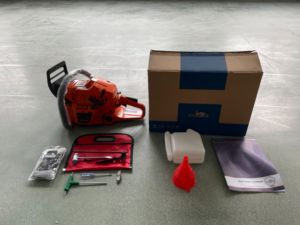 Tronçonneuse à essence professionnelle DIY PT365 65cc 3.4KW avec guide-chaîne de remplacement 20-24 pouces compatible avec les modèles Husqvarna - Product Image 6