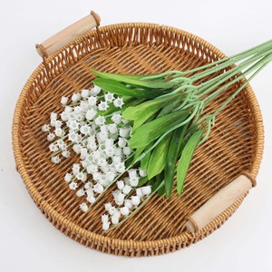 ดอกลิลลี่ออฟเดอะแวลลีย์ประดิษฐ์ยี่ห้อกวนยี่  ดอกไม้พลาสติกก้านเดี่ยว สำหรับตกแต่งงานแต่งงานและบ้าน - Product Image 3