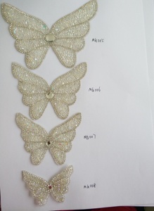 Borboleta branca Logo Sticker Hot Fix Cristal Rhinestone Ferro Personalizado em Patches para Decoração do Vestuário - Product Image 2