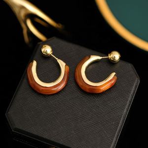 Boucles d'oreilles clous en résine style rétro français, plaqué or, avec diamant taille princesse, tendance, haut de gamme, cadeaux - Product Image 4