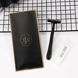 Kit de Amenidades de Hotel de Lujo Personalizado, Set de Artículos de Aseo Desechables para Viaje con Maquinilla de Afeitar y 10g de Crema de Afeitar - Product Image 3