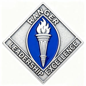 Épinglette personnalisée en métal émaillé doux en alliage de zinc, fabriquée en usine, logo de l'entreprise, badge scintillant, épinglette personnalisée - Product Image 2