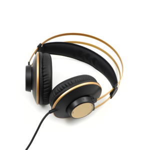 K92 est un casque professionnel pour la diffusion en direct et l'enregistrement par casque surveillé K92 - Product Image 2