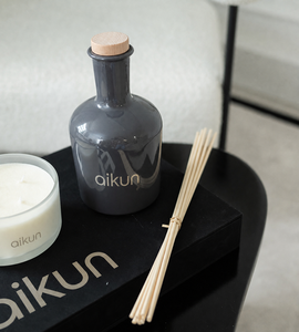 Aikun Factory Matte Black Glass Custom Logo 1000ml Long Lasting <b>Reed</b> <b>Diffuser</b> Featuring Natural Essential Oil Ribbon Gift Box - Product Image 3