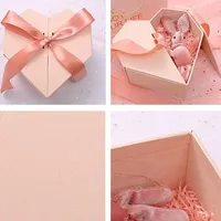 Kotak Hadiah Kertas Kraft Berbentuk Hati Warna Merah Muda yang Dapat Disesuaikan, Terbuat dari Bahan Daur Ulang PPWR, Berorientasi Embossed, untuk Hadiah Valentine, Ulang Tahun, dan Pesta.