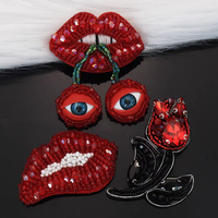 Accessoires de couture décoratifs 3D tendance : Patchs perlés et strass pour robes, chapeaux, sacs, broderies de Noël en feutre non tissé