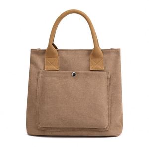 Sac fourre-tout pour femme en toile avec impression de logo personnalisé, élégant et polyvalent, compagnon idéal pour les trajets quotidiens et les aventures de voyage - Product Image 4