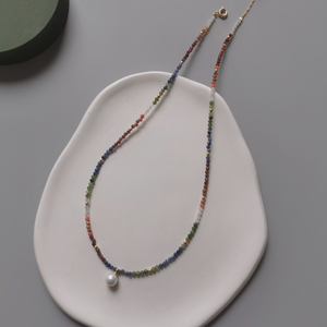 Gemma colorata naturale con <span class=keywords><strong>collana</strong></span> <span class=keywords><strong>di</strong></span> <span class=keywords><strong>perle</strong></span> <span class=keywords><strong>akoya</strong></span> d'acqua dolce da donna - Product Image 1