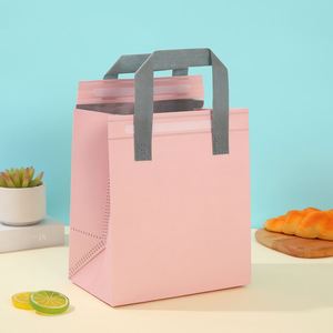 Sac isotherme portable personnalisé en non-tissé, sac repas réutilisable, sac de transport robuste pour plats à emporter - Product Image 5