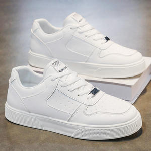 Chaussures plates décontractées pour hommes, tendance, avec design respirant, antidérapant et résistant à l'eau, et lacets ajustables. - Product Image 3