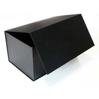 Boîte cadeau rectangulaire personnalisée avec fermeture magnétique. Nous proposons des options de personnalisation du matériau, de la taille et de la fabrication pour répondre à des besoins d'emballage variés.