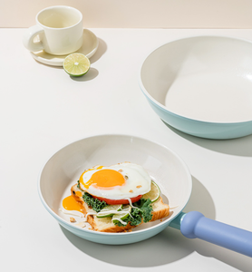 Sartén Antiadherente Azul con Tapa de Vidrio, 24cm/28cm, Apta para Inducción, Libre de PFOA, Mango Ergonómico, 2026 - Product Image 4