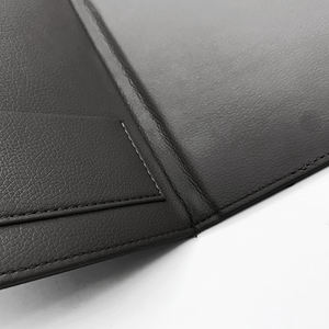 Couverture de menu en cuir personnalisée pour restaurant avec porte-menu magnétique A4 en cuir - Product Image 3