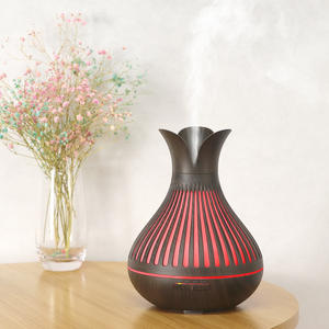 Difusor de aroma de madera de 500 ml con alimentación USB y control remoto, humidificador tipo niebla para uso en el hogar y la oficina - Product Image 4