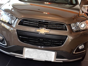 Voitures d'occasion Chevrolet Captiva 2017 2.4L 4WD Flagship SUV 7 places spacieux pour la famille - Product Image 4