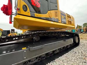 Excavadora sobre orugas Komatsu PC240LC usada, 24 toneladas con motor de caja de cambios, buen estado, segunda mano a la venta - Product Image 6