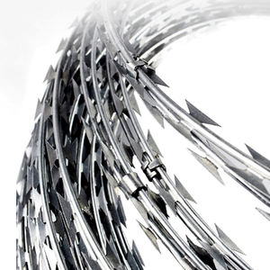 Alambre de Púas Galvanizado de Alta Resistencia BTO28 para Defensa Fronteriza, Tipo Espiral <span class=keywords><strong>Concertina</strong></span> - Product Image 3