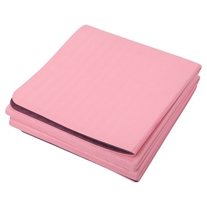 Tapete de Yoga y Pilates Plegable de TPE Reciclado Ecológico con Logotipo Personalizado y Opciones de Grosor de 4/6 mm - Product Image 4