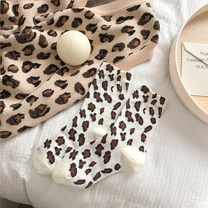 <span class=keywords><strong>Calze</strong></span> Invernali da Donna Stile Instagram, Trendy, con Stampa Leopardata e Pois, a Metà Polpaccio, Spesse, Senza Cuciture, in Cotone - Product Image 4