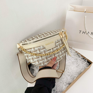 <span class=keywords><strong>Sac</strong></span> <span class=keywords><strong>banane</strong></span> texturé tendance pour <span class=keywords><strong>femme</strong></span>, nouvelle collection été, polyvalent, avec motif ceinture, petit <span class=keywords><strong>sac</strong></span> <span class=keywords><strong>à</strong></span> bandoulière décontracté - Product Image 6