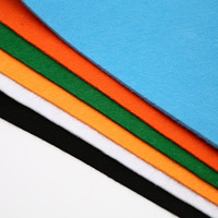 Feuilles de feutre en fibres chimiques non toxiques OEM ODM, légères, non tissées, à découper librement, pour artisanat préscolaire, ornements animaux, jouets et sous-verres