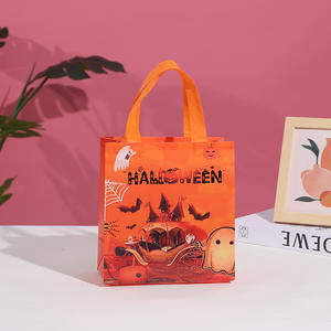 Logo personnalisable imprimé matériaux non tissés réutilisable Halloween fourre-tout en gros fête sacs-cadeaux diverses couleurs Vietnam Export - Product Image 2