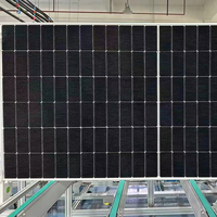 Panel Surya Genteng Atap 590W Renjiang Monocrystalline Half Cell 182mm Efisiensi 23% Hitam TUV 18V 2279x1134x30mm