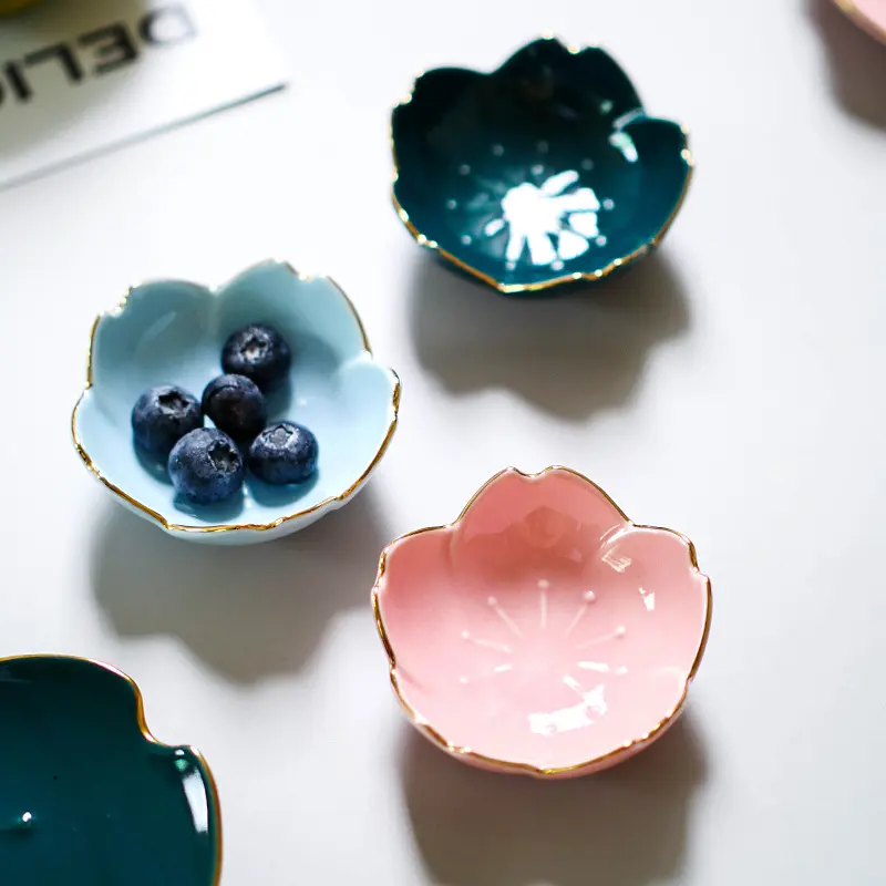 Kreative japanische Keramik Geschirr Keramik Kirschblüte Blütenblatt Platte Gewürz sauce Küche Stil Sauce und Essig Gericht
