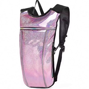 Sac d'hydratation holographique imperméable personnalisé pour femmes, échantillon gratuit Camelbek, pour le cyclisme et la course à pied. - Product Image 2