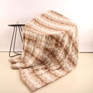 Nature Vison Épais Chaud Shaggy Jeter En Peluche Super Doux Synthétique Faux <span class=keywords><strong>Fourrure</strong></span> Couvertures Populaire Floral Dot Rayé Solide Motifs - Product Image 4