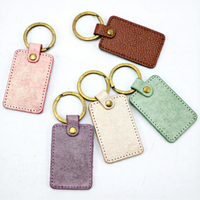 Porte-clés en cuir véritable personnalisé avec initiales gravées, logo, design rectangulaire minimaliste pour cadeaux promotionnels
