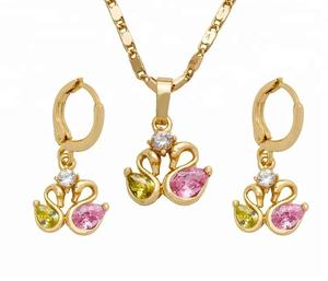 Parure de bijoux Double Cygne Dubaï en or 18 carats, collier et boucles d'oreilles de luxe en zircon cubique, tendance, inaltérable, bijoux fantaisie romantiques - Product Image 5