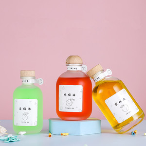 Botella de Vidrio Vacía para Bebidas al por Mayor, 250 ml, 350 ml, 500 ml, Transparente, Esmerilada, Redonda, Personalizada, con Tapón de Corcho - Product Image 4